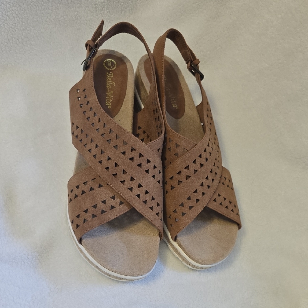 New Tan Wedge 'Bella-Vita" Sandals